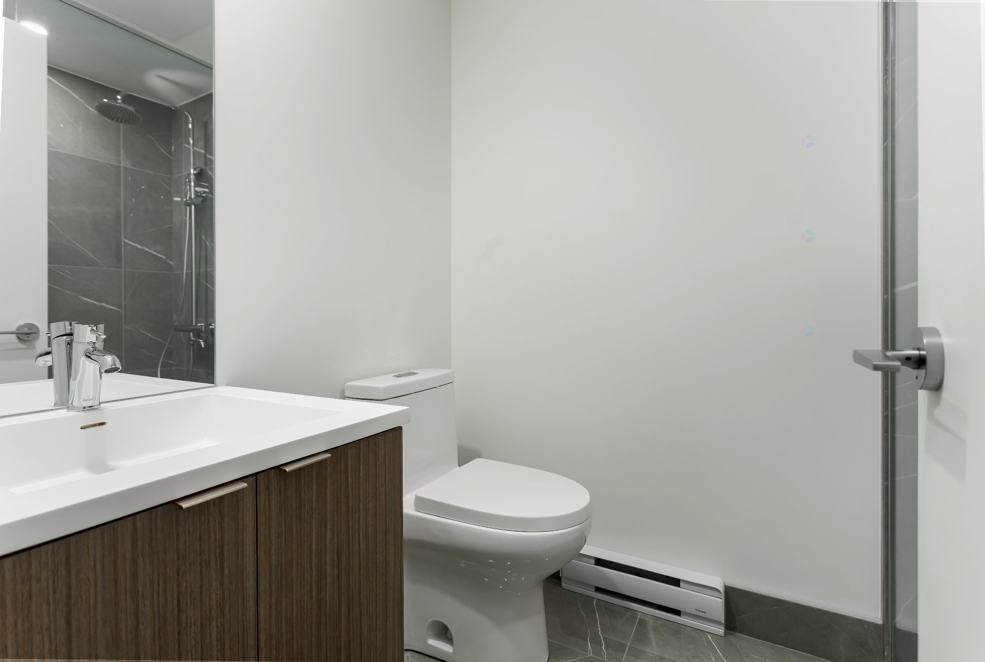 Salle de bains - 902-1200 Rue Crescent, Montréal (Ville-Marie), QC