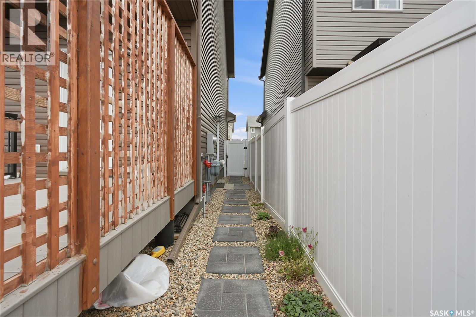 855 Mcfaull Rise, Saskatoon, SK