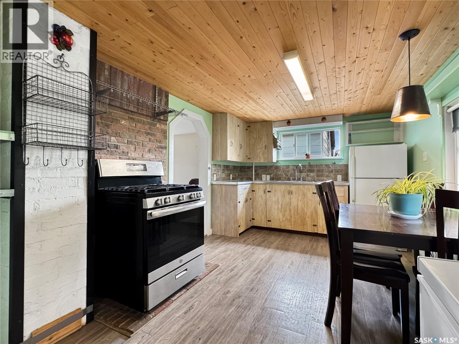 205 4Th Street E, Wilkie, SK