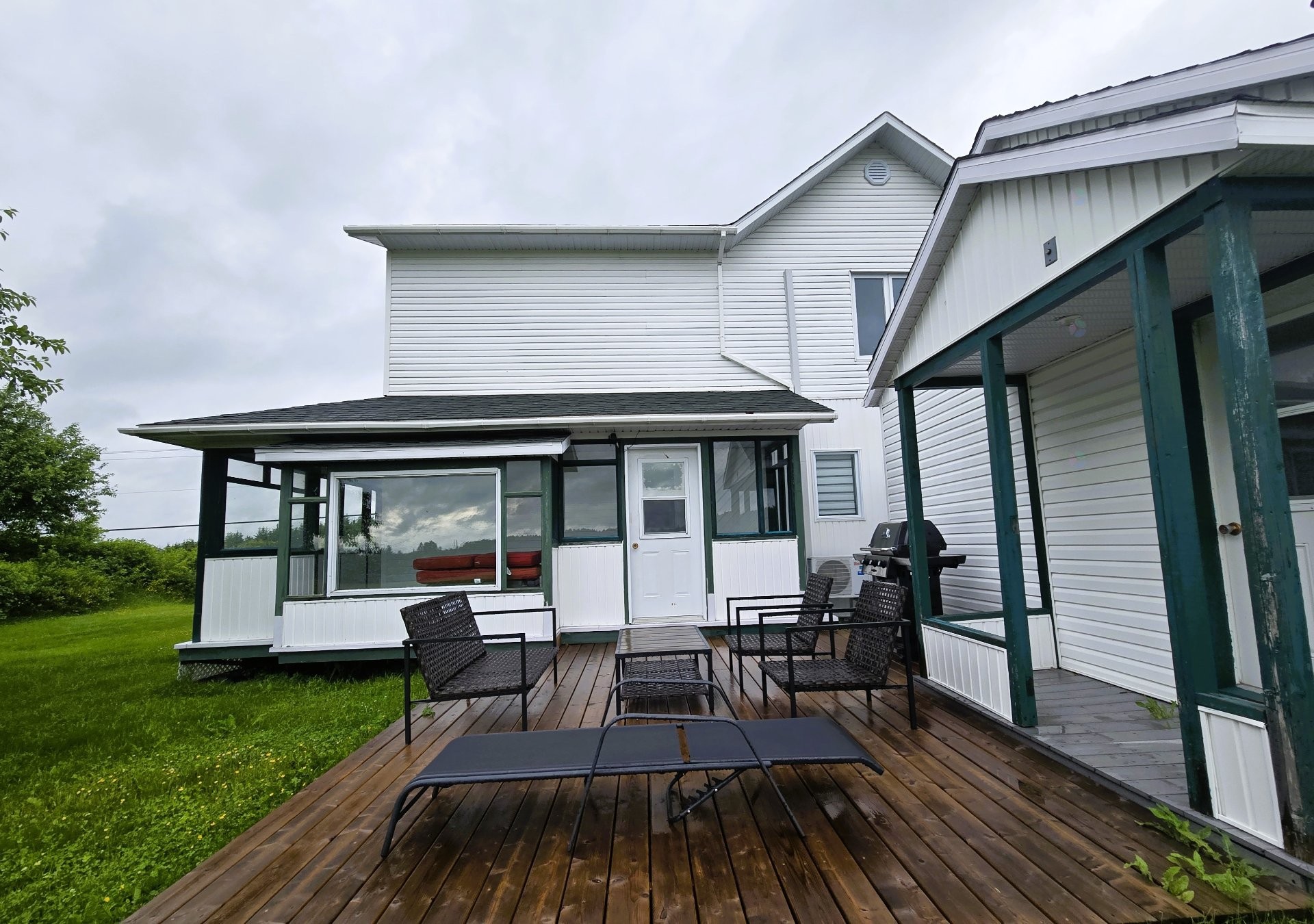 Patio - 650 Route 108 O., Saint-Éphrem-De-Beauce, QC