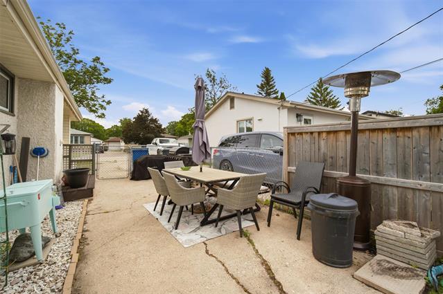 31 Minikada Bay, Winnipeg, MB