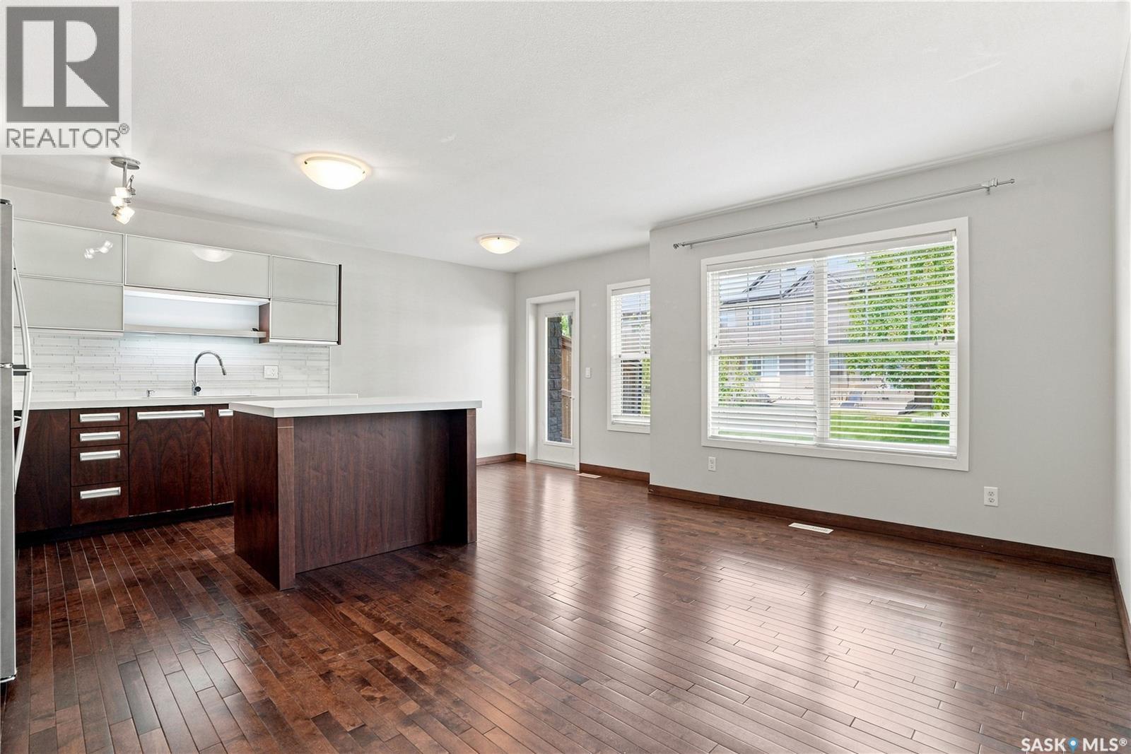 203 1555 Paton Crescent, Saskatoon, SK - Indoor Photo Showing Kitchen