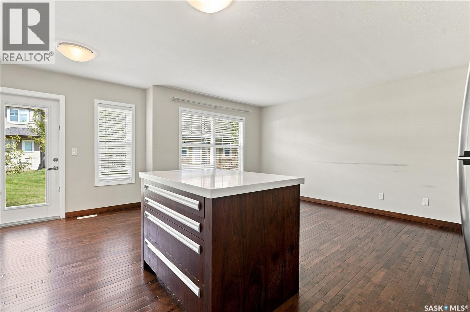 203 1555 Paton Crescent, Saskatoon, SK - Indoor
