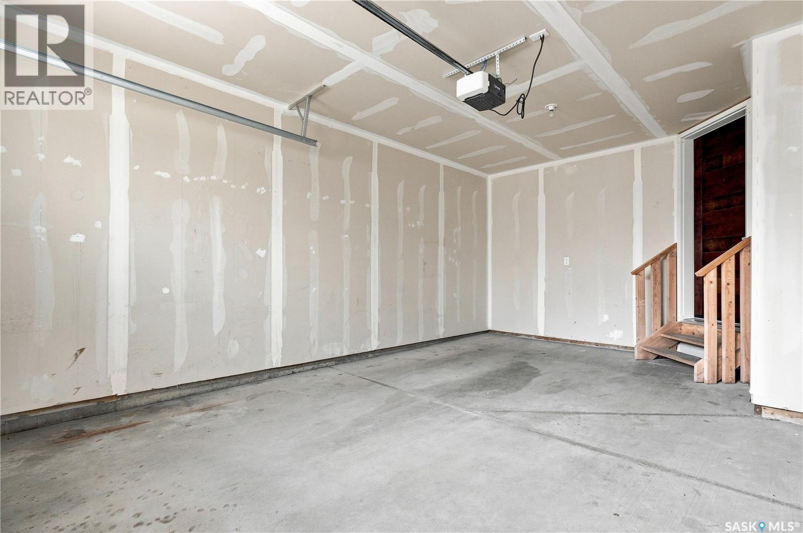 203 1555 Paton Crescent, Saskatoon, SK - Indoor Photo Showing Other Room