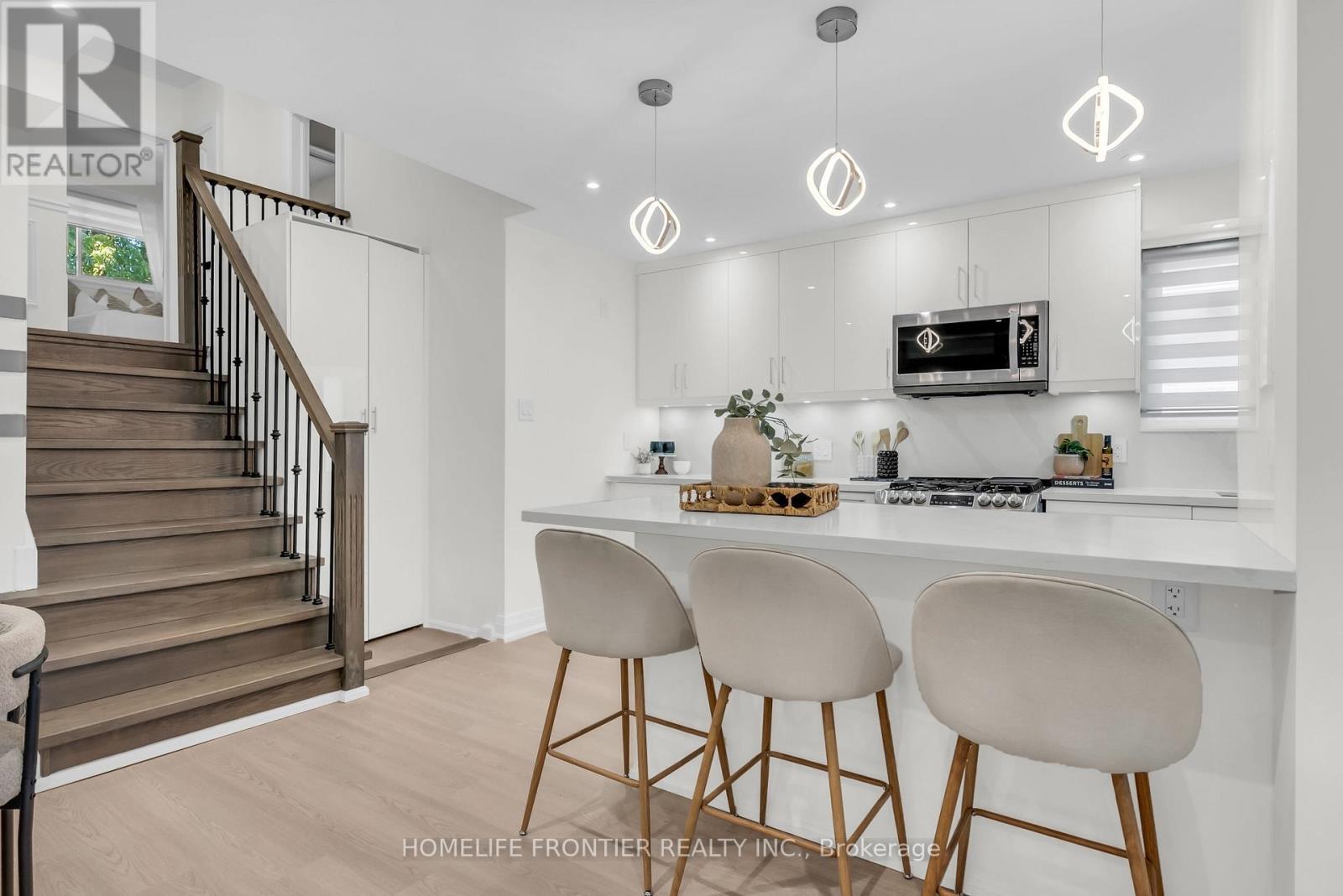 61 Sundial Crescent, Toronto, ON