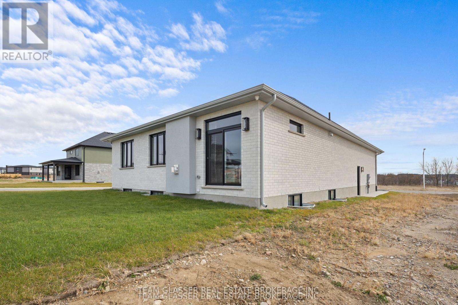 70 Benner Boulevard, Middlesex Centre (Kilworth), ON