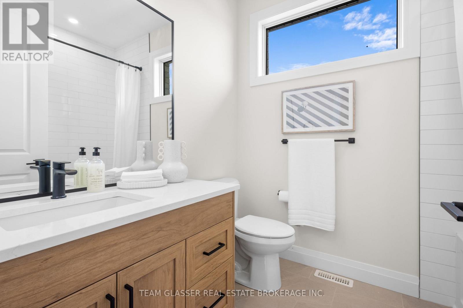70 Benner Boulevard, Middlesex Centre (Kilworth), ON