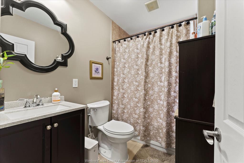 2563 Meldrum, Windsor, ON