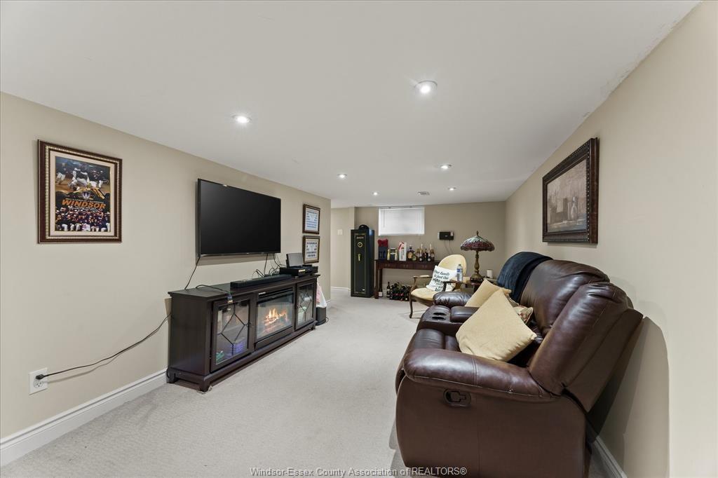 2563 Meldrum, Windsor, ON