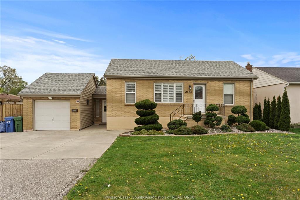 2563 Meldrum, Windsor, ON
