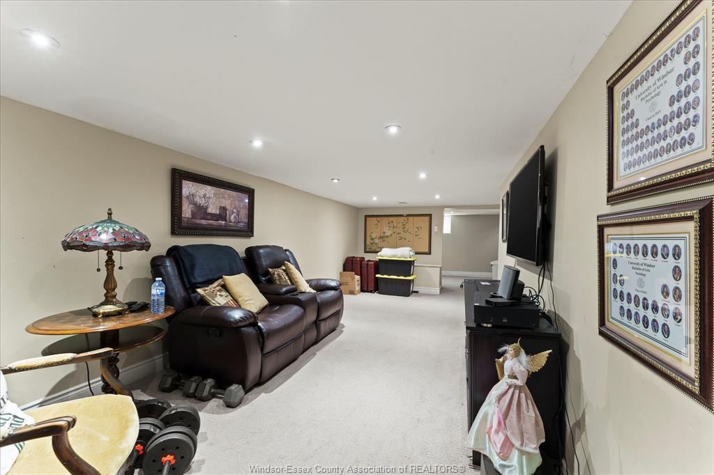 2563 Meldrum, Windsor, ON