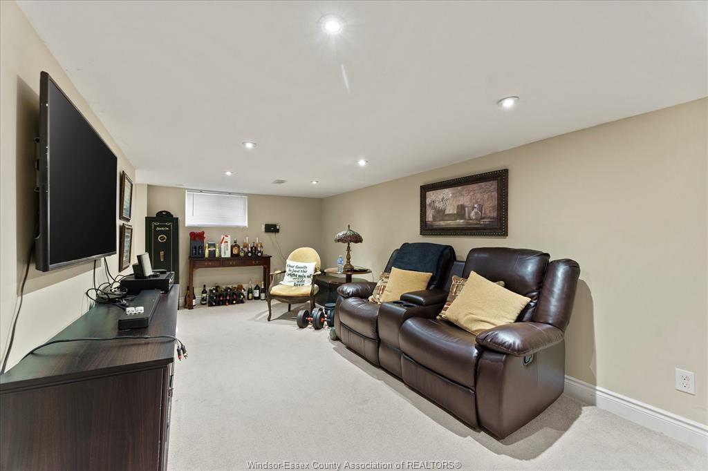 2563 Meldrum, Windsor, ON