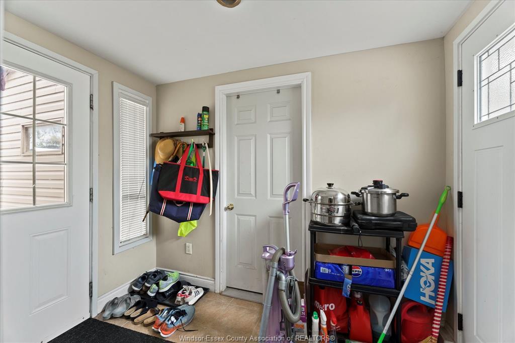 2563 Meldrum, Windsor, ON