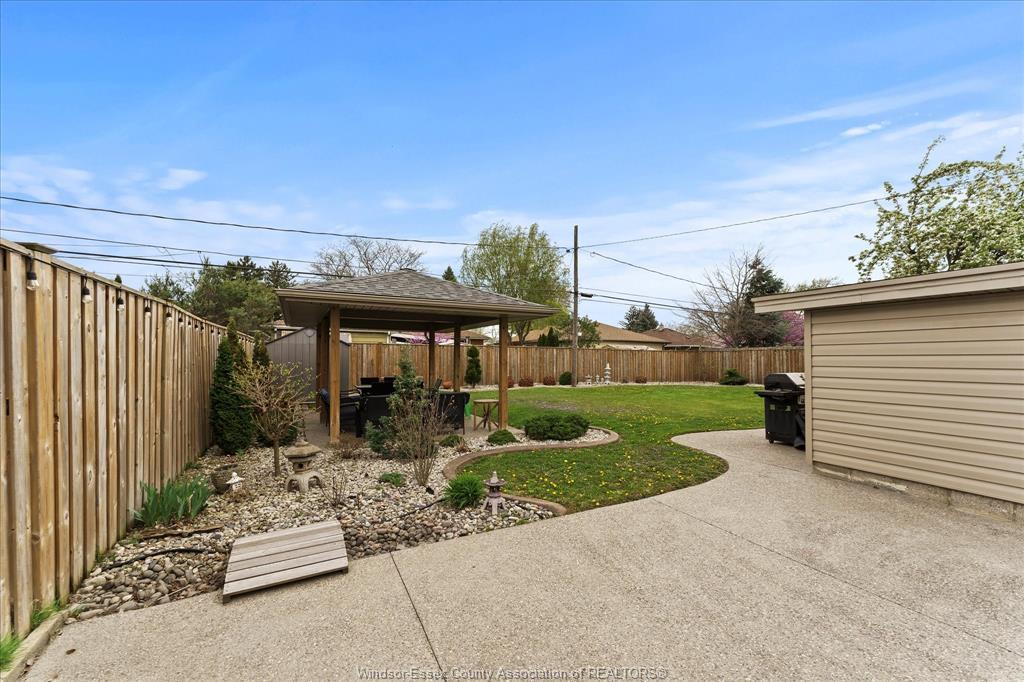 2563 Meldrum, Windsor, ON