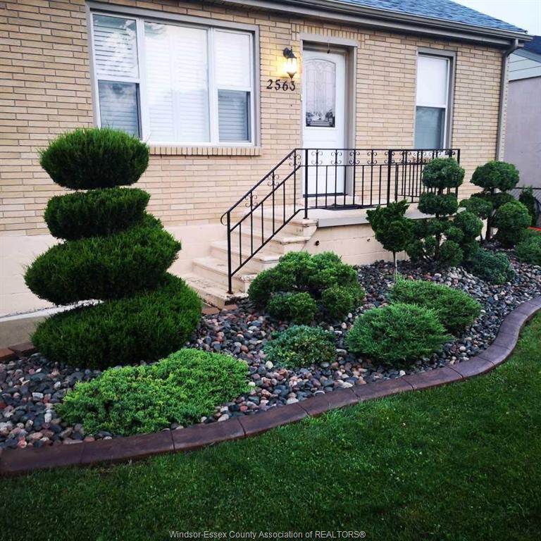 2563 Meldrum, Windsor, ON
