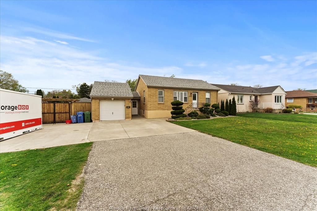 2563 Meldrum, Windsor, ON
