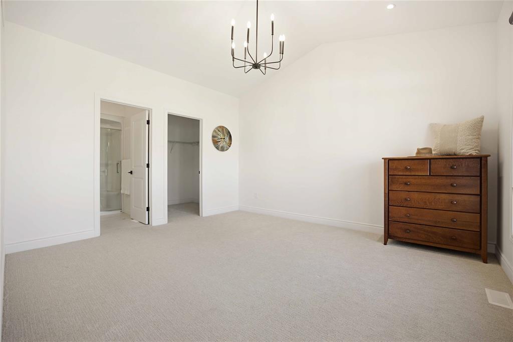 102 Leneve Street, Lambton Shores, ON - Indoor