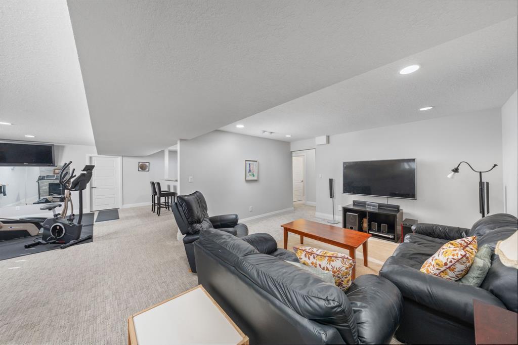 736 Remington Court, Sarnia, ON