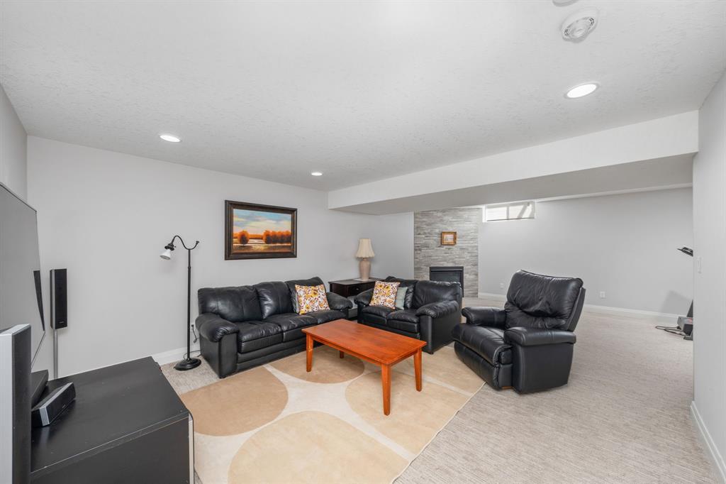 736 Remington Court, Sarnia, ON