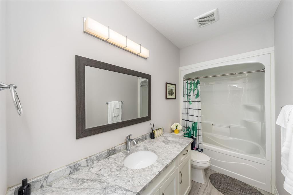 736 Remington Court, Sarnia, ON