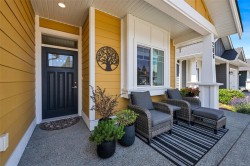 286 Edgewood Cres Duncan, BC V9L 0G6