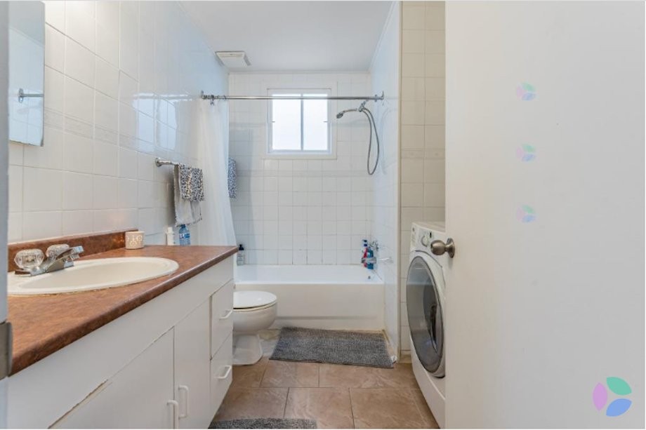 Bathroom - 1832 Av. Étienne-Brûlé, Montréal (Ahuntsic-Cartierville), QC