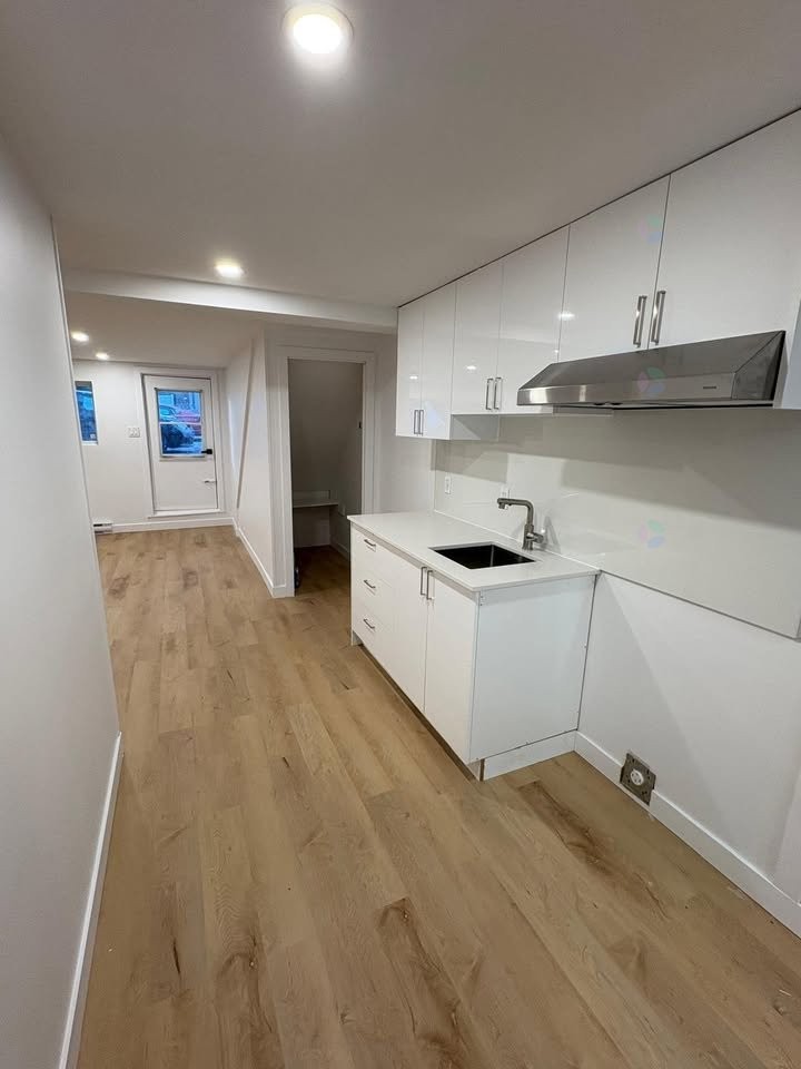 Kitchen - 1830A Av. Étienne-Brûlé, Montréal (Ahuntsic-Cartierville), QC