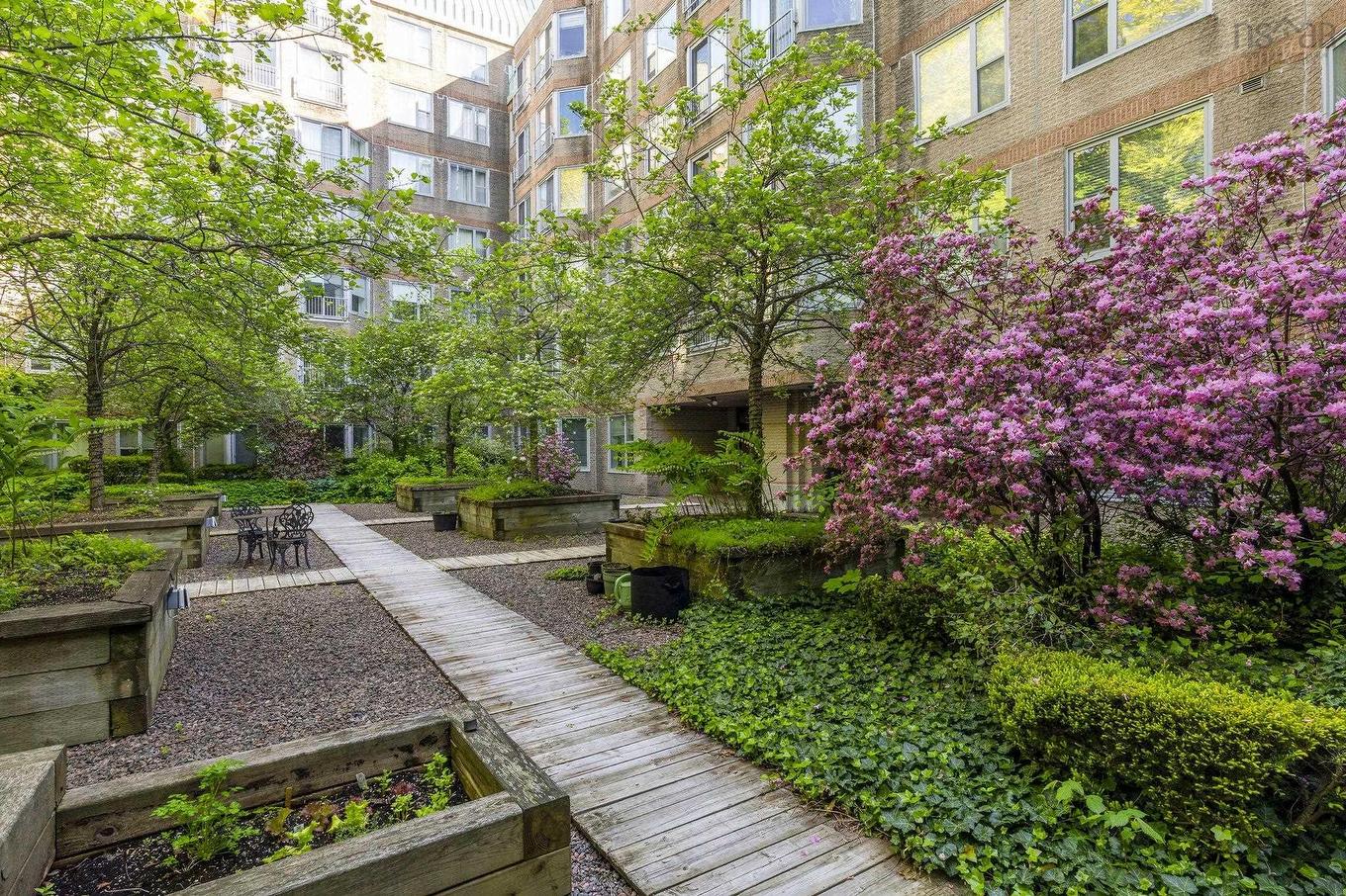 106 1326 Lower Water Street, Halifax, NS