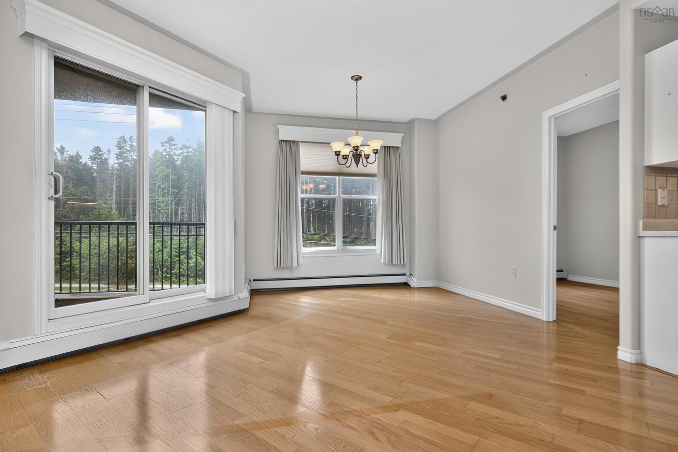 304 114 Regency Park Drive, Halifax, NS