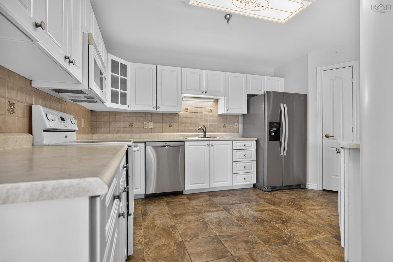 304 114 Regency Park Drive, Halifax, NS