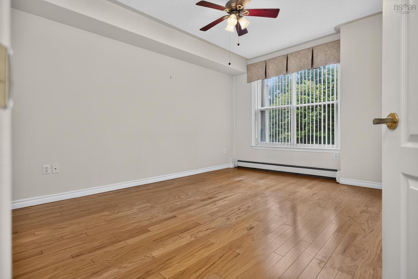 304 114 Regency Park Drive, Halifax, NS