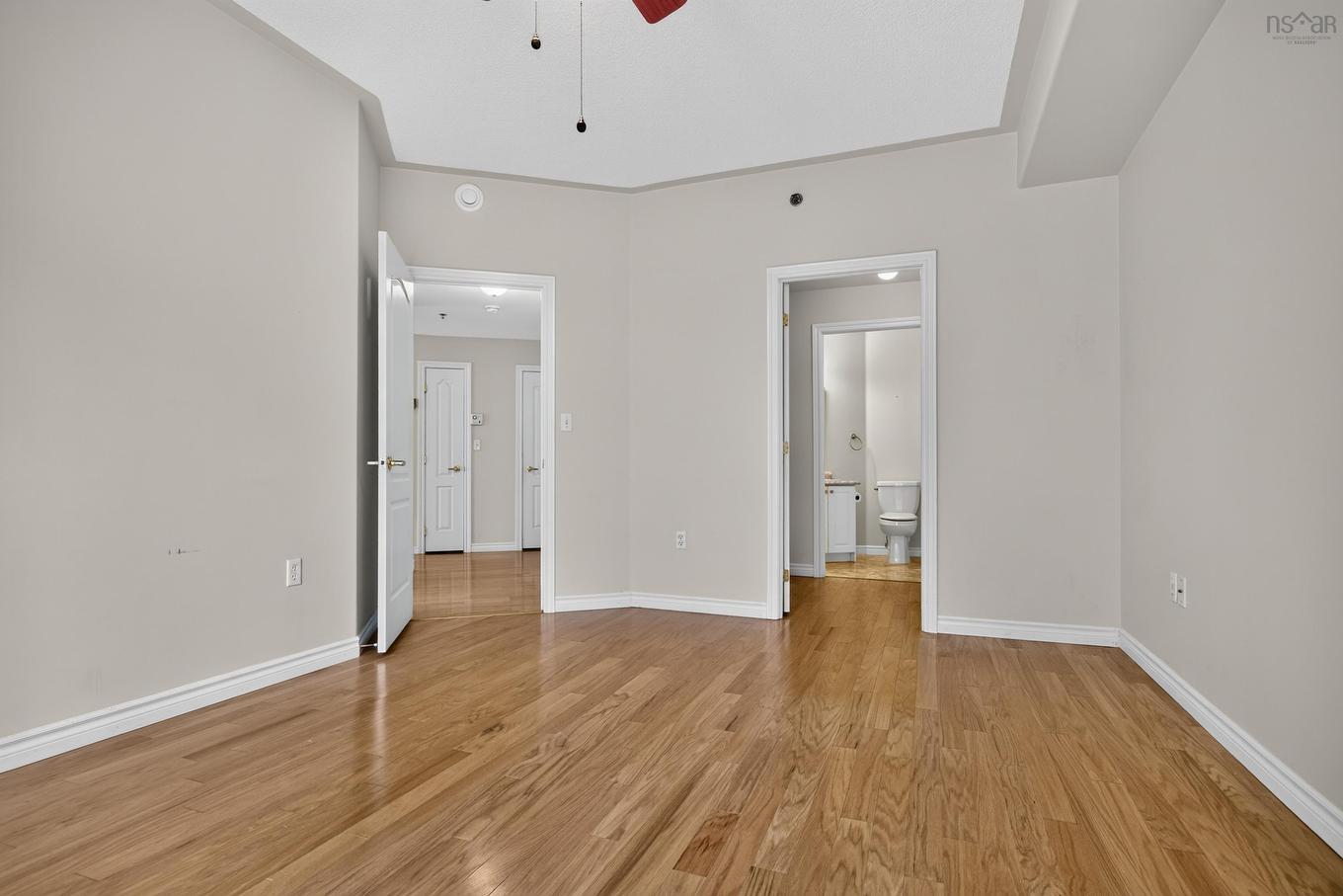 304 114 Regency Park Drive, Halifax, NS