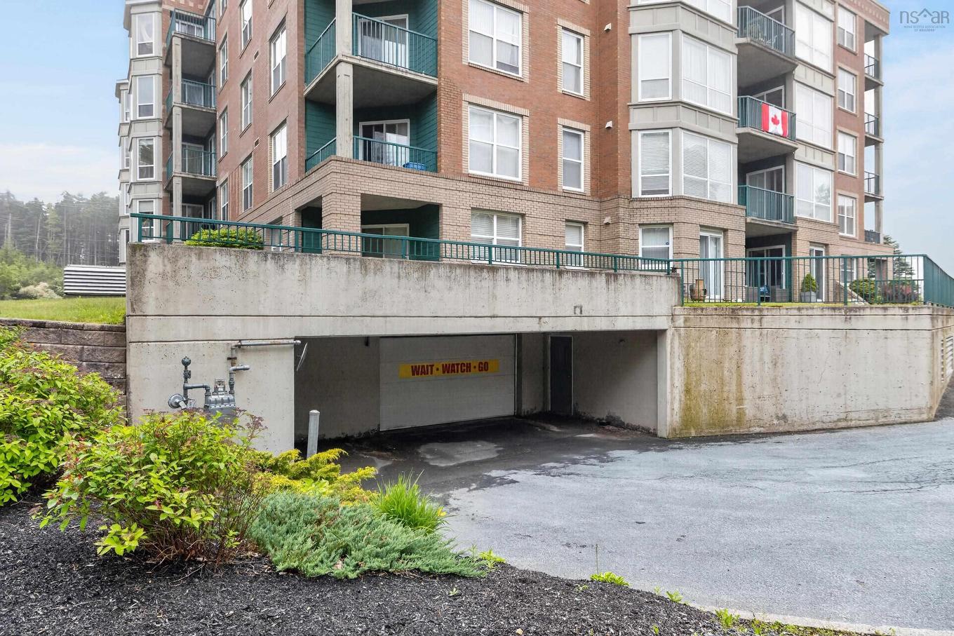 304 114 Regency Park Drive, Halifax, NS