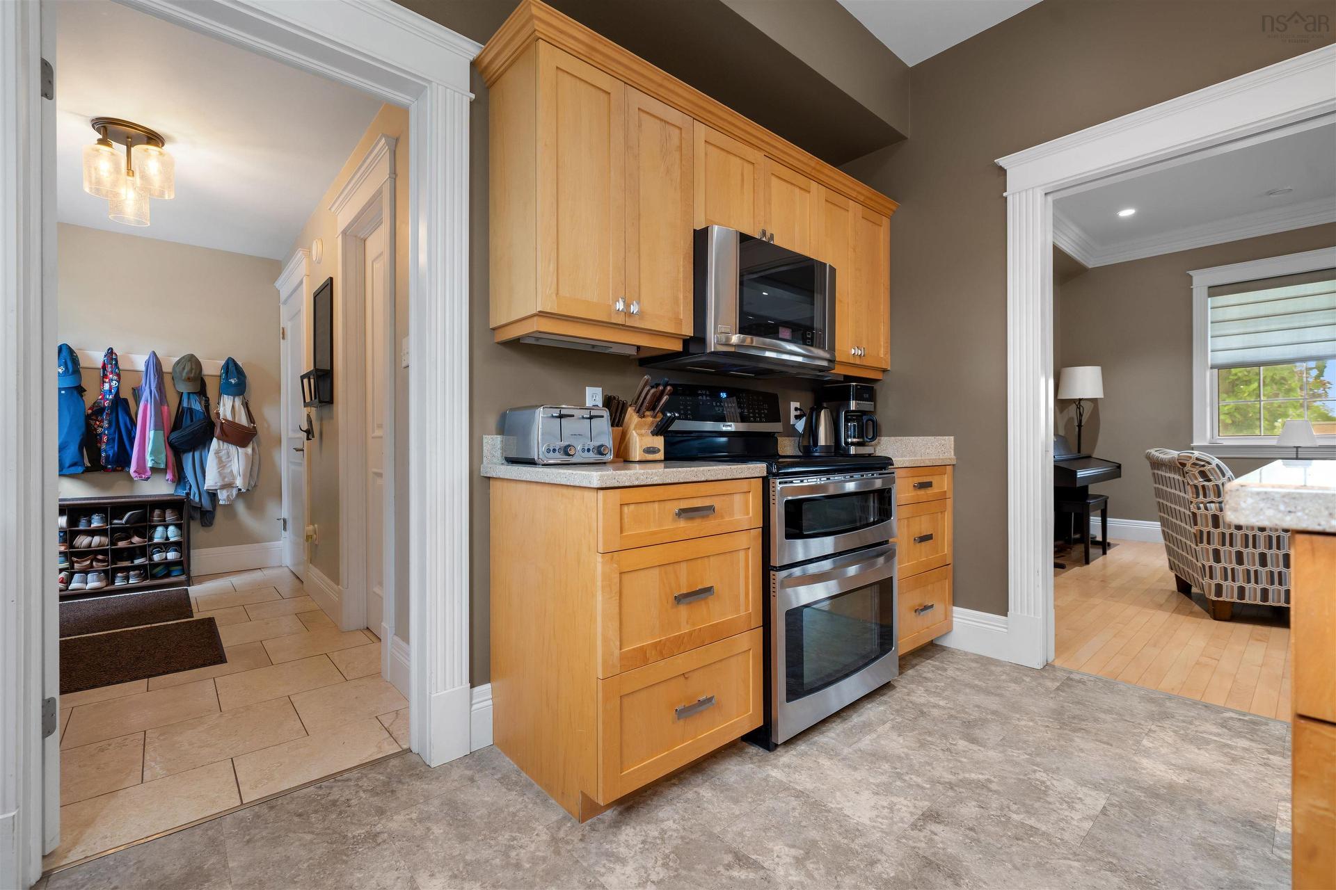 40 School Street, Pictou, NS