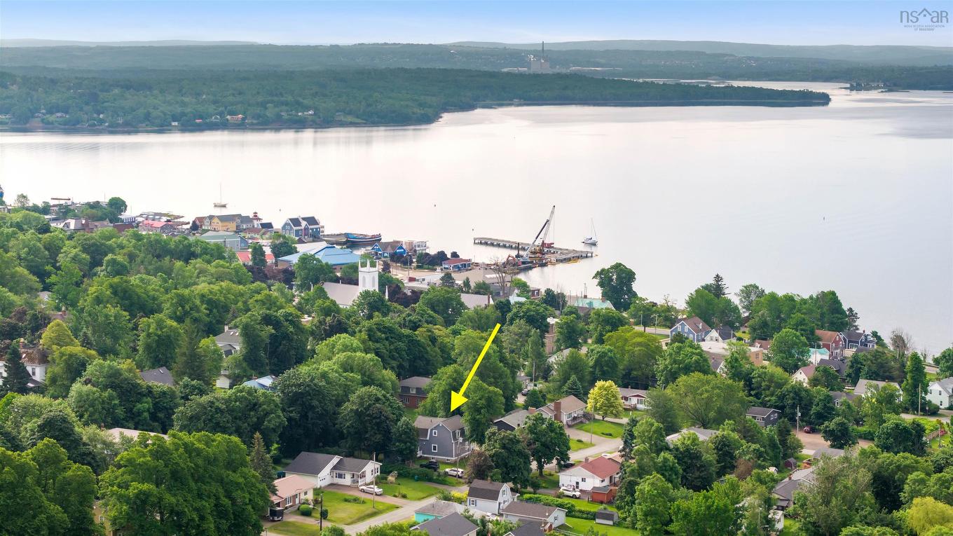 40 School Street, Pictou, NS