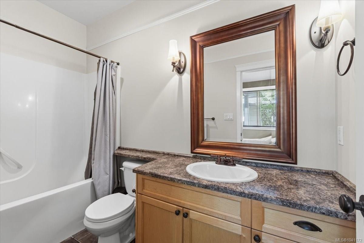 5175 Dunster Rd, Nanaimo, BC