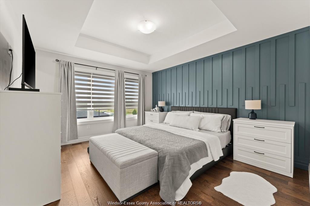 735 Brownstone Road, Lakeshore, ON