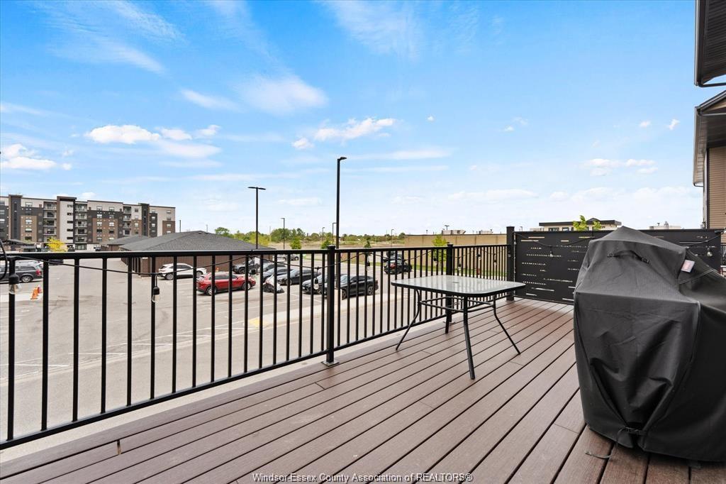 735 Brownstone Road, Lakeshore, ON