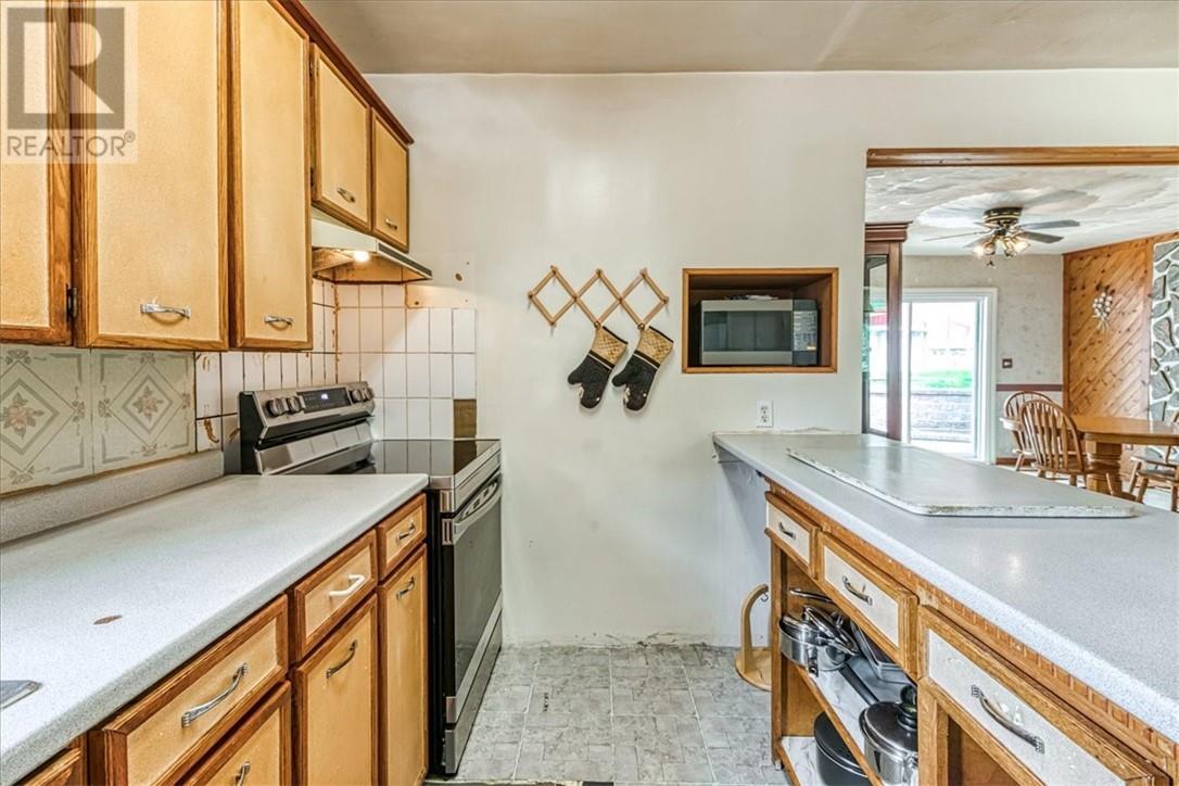 32 Fraser Avenue, Onaping, ON