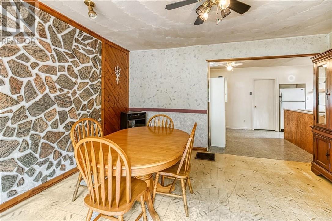 32 Fraser Avenue, Onaping, ON