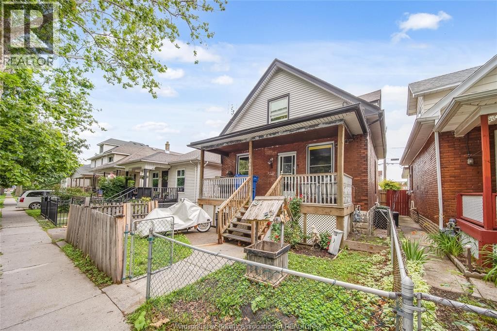 1066 Hickory, Windsor, ON