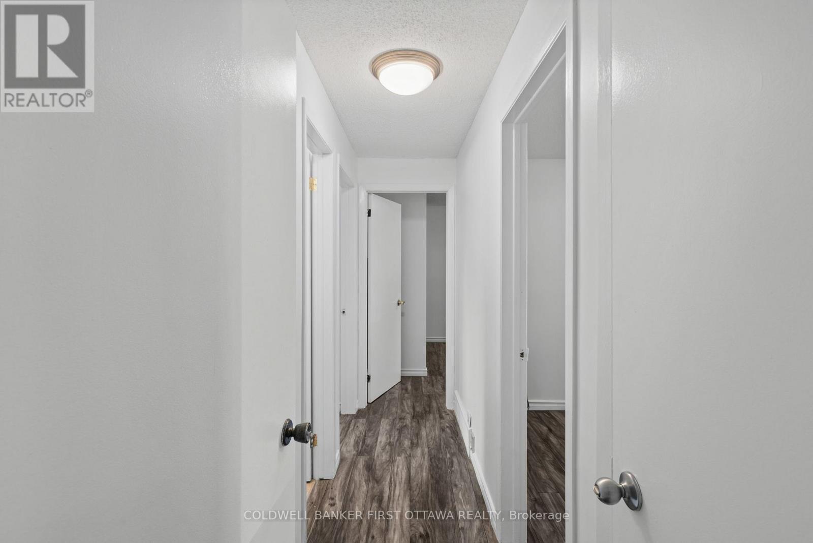 Main floor hallway. - 12 Bradgate Drive, Ottawa, ON