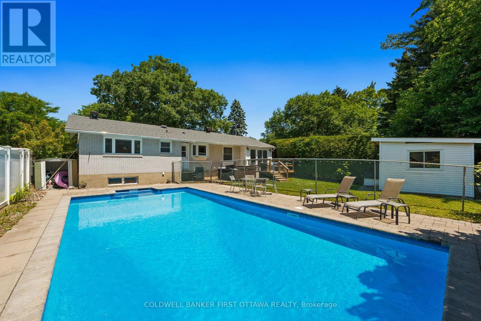 Fenced saltwater inground pool! - 12 Bradgate Drive, Ottawa, ON