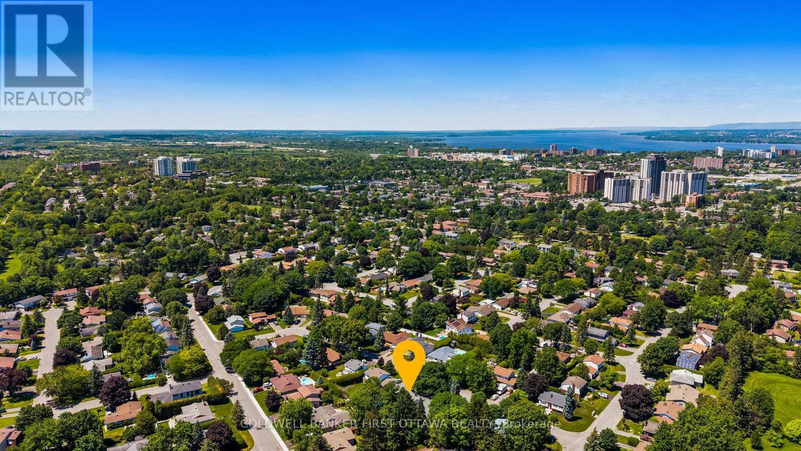 Nearby tons of local parks & schools! - 12 Bradgate Drive, Ottawa, ON