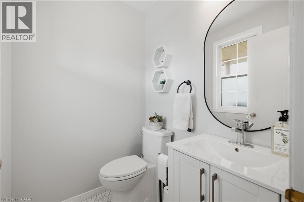 31 Parkside Street, Drayton, ON