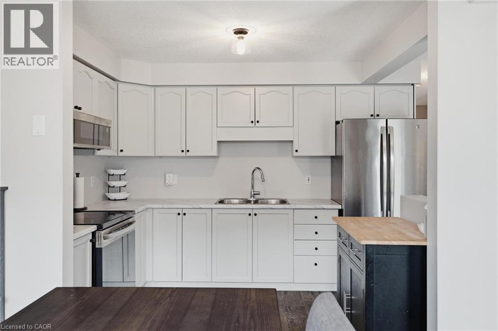 31 Parkside Street, Drayton, ON