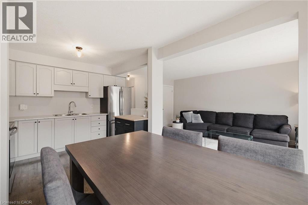31 Parkside Street, Drayton, ON