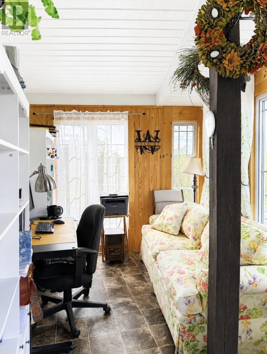 Sunroom - 321 Main Road, Snooks Harbour, NL