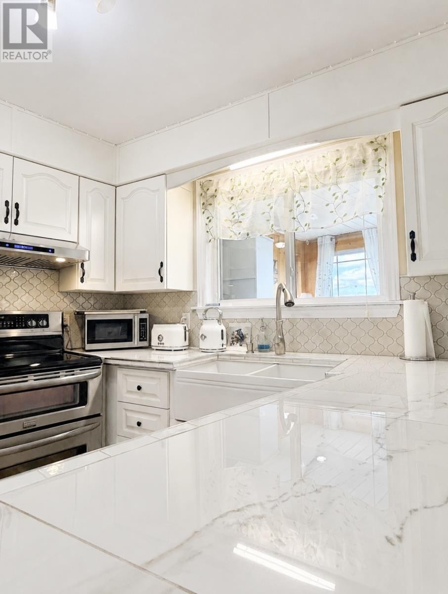 Kitchen - 321 Main Road, Snooks Harbour, NL