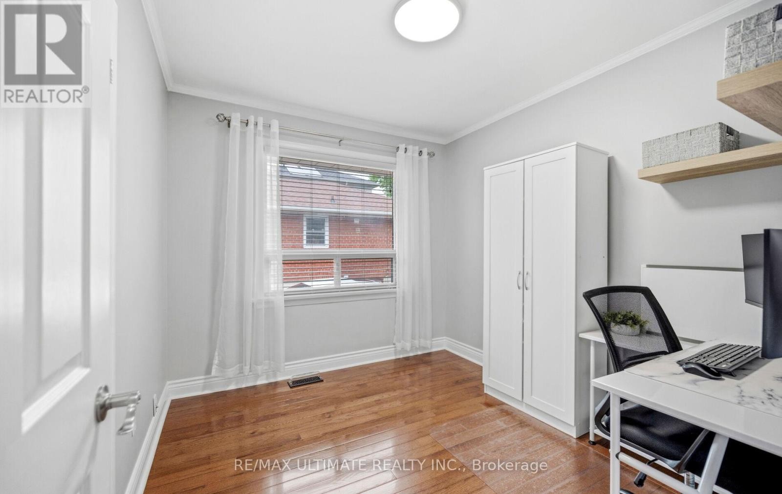 Bedroom 3 with large window - 5 Mendip Crescent, Toronto, ON